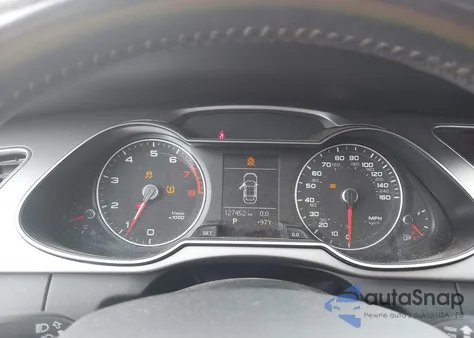 2013 Audi A4 2.0T Premium z USA, uszkodzony, nr VIN WAUBFAFL8DN043232